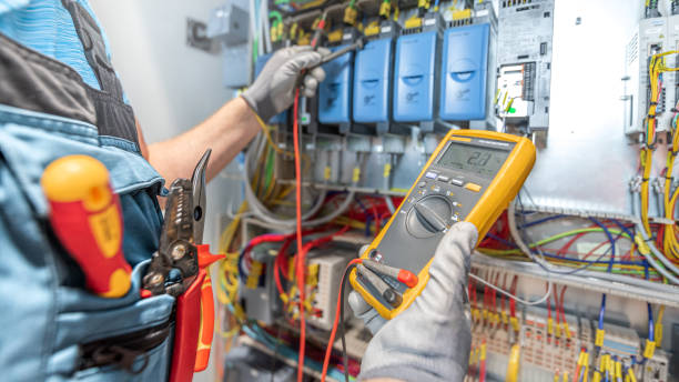 Best Emergency Electrical Repair  in Hometown, IL